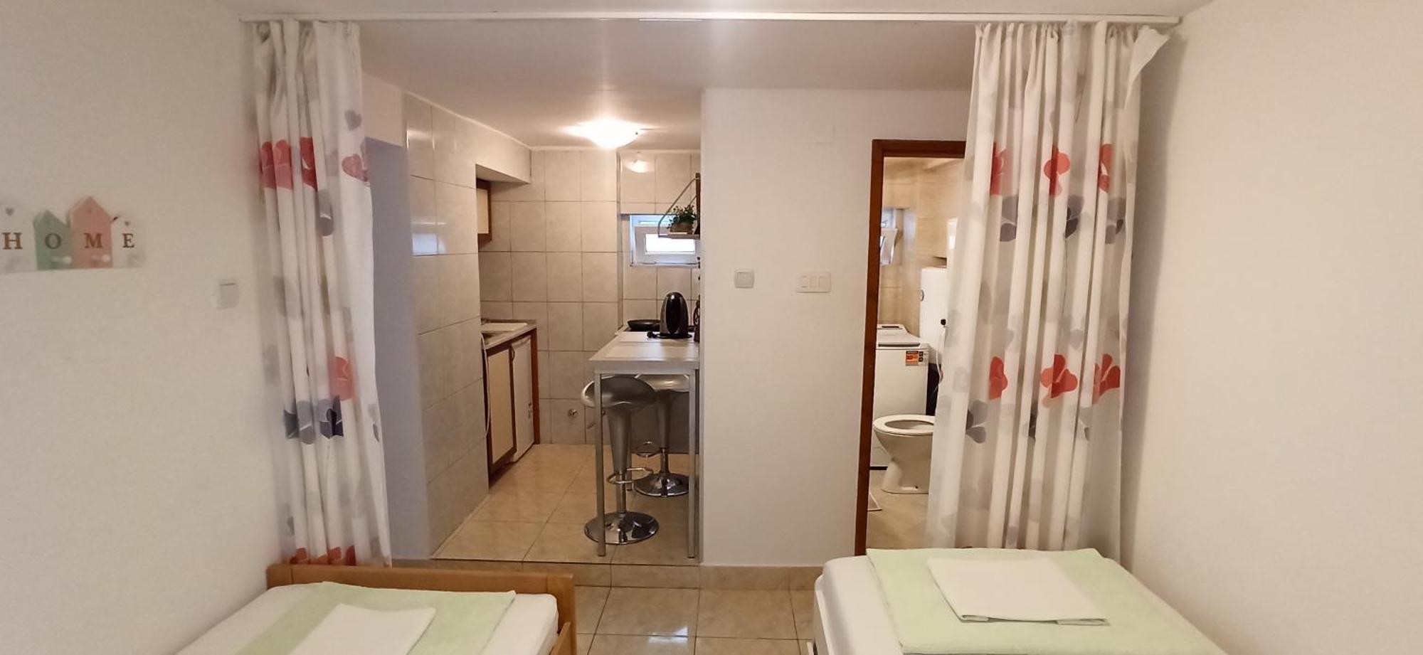 Pržno Stone Beach Apartments מראה חיצוני תמונה