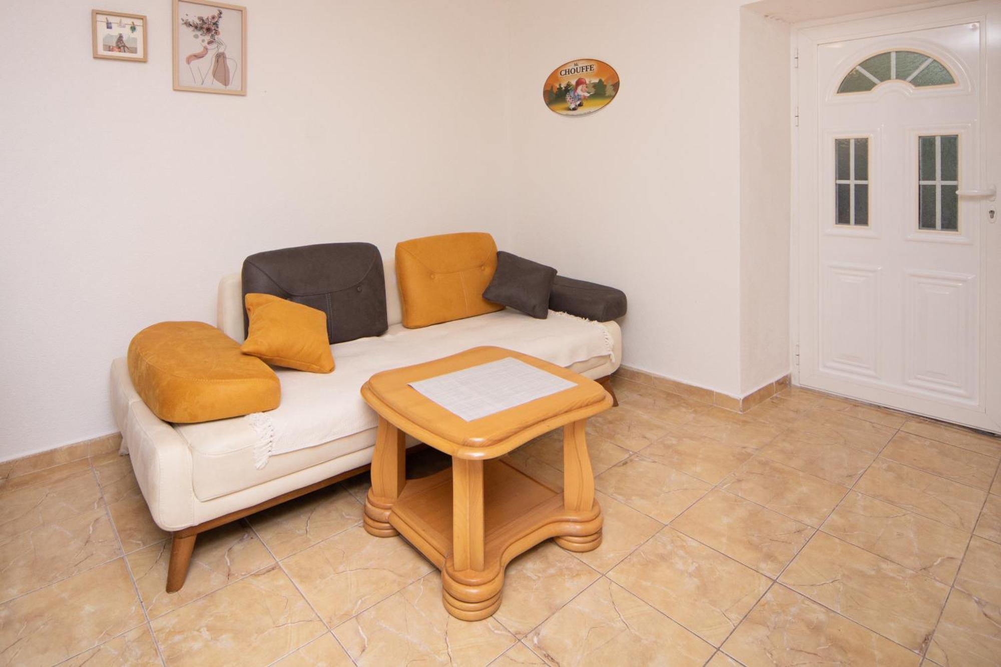 Pržno Stone Beach Apartments מראה חיצוני תמונה