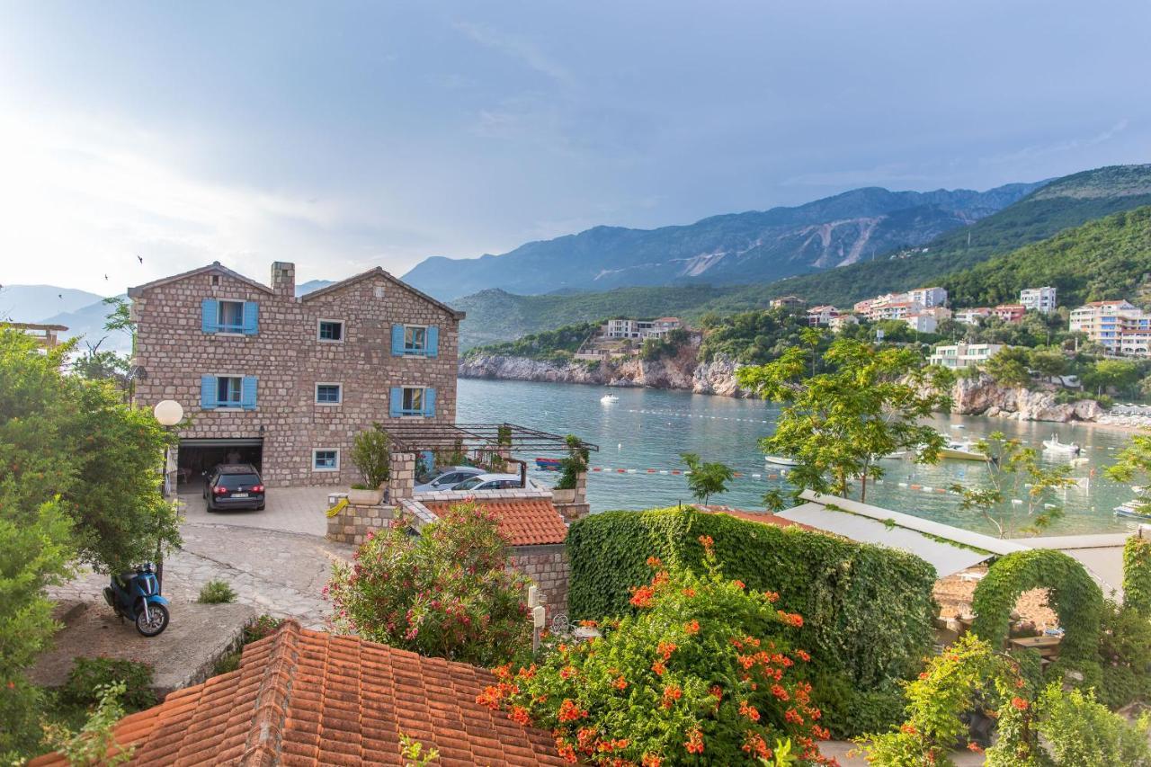 Pržno Stone Beach Apartments מראה חיצוני תמונה